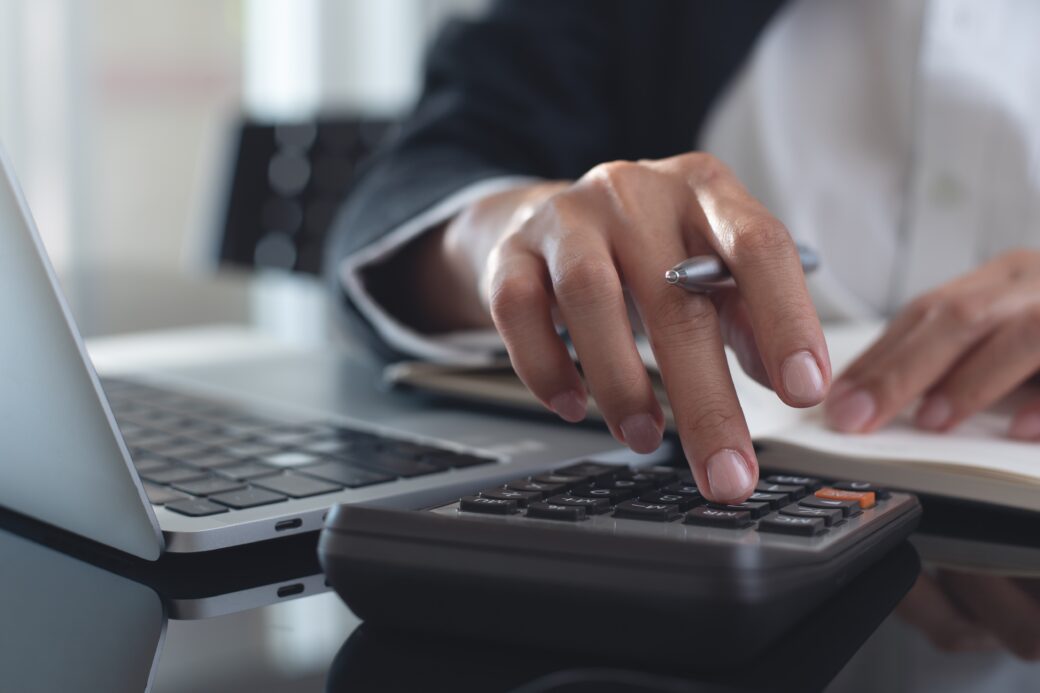How Much To Charge To Clean A 6000 Sq Ft Office?