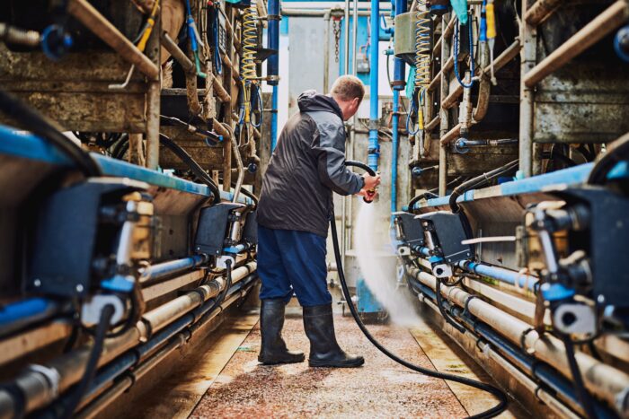 What Is A Facility Cleaner?