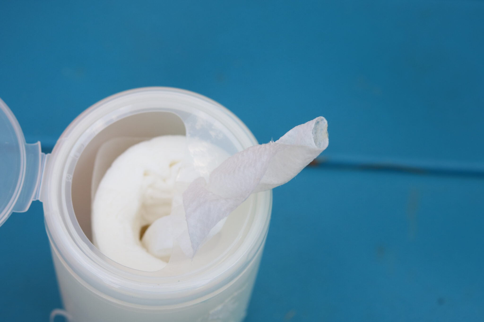 are-clorox-wipes-safe-for-gym-equipment